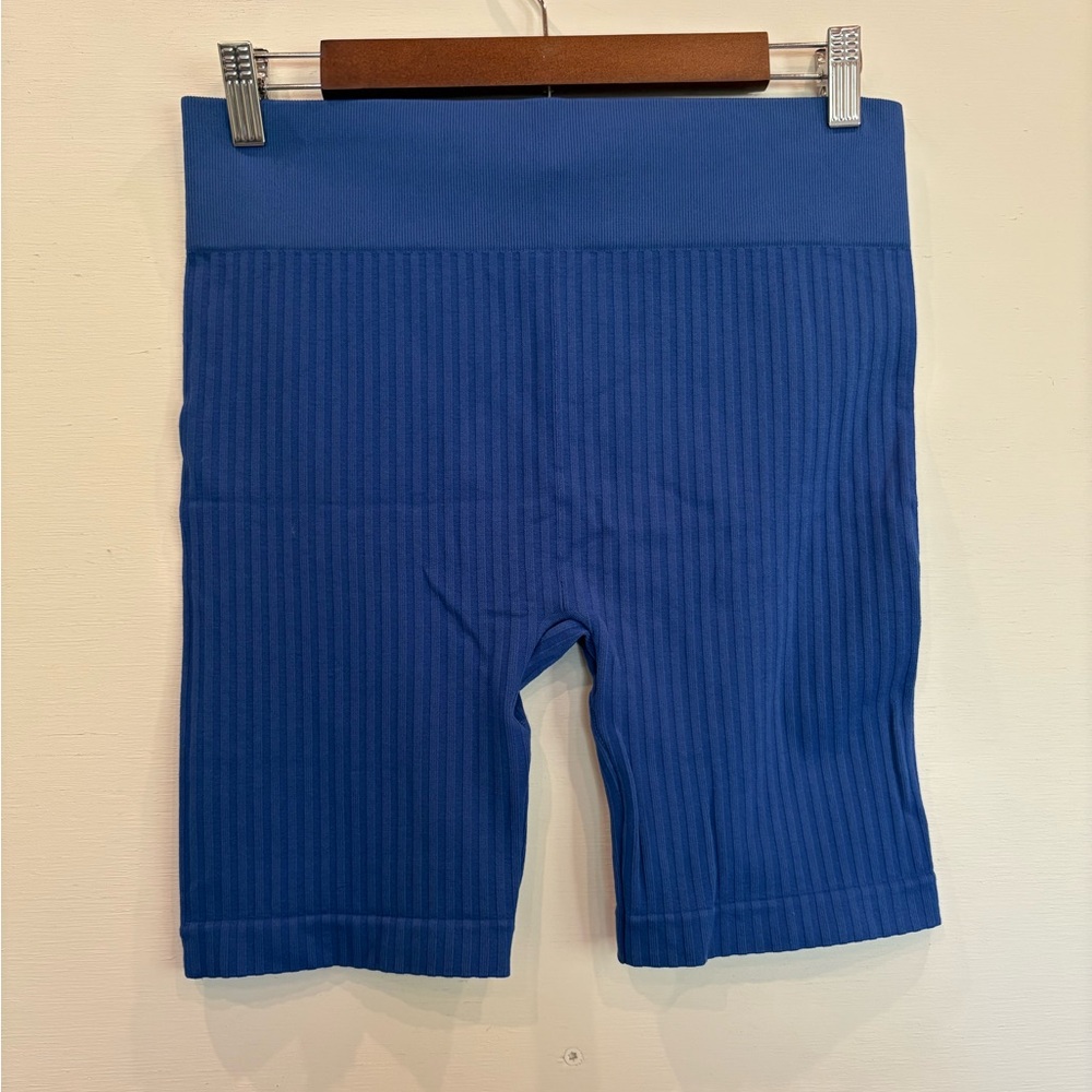 No Boundaries Women's Ribbed Bike Shorts - Blue